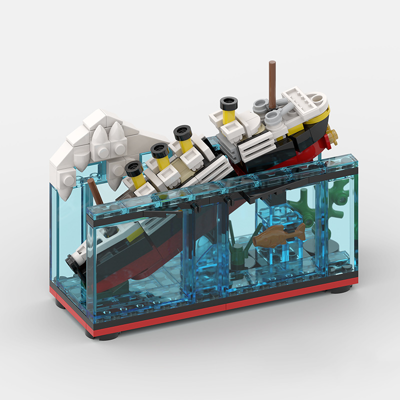 Titanic Break In Half With Cas - Tech Diving Accessories recensione e prezzo